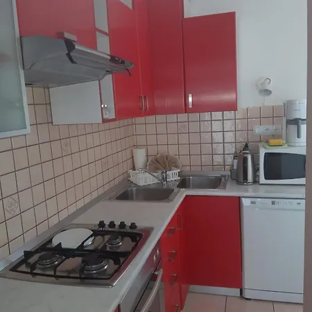 Luka Apartamento Palit